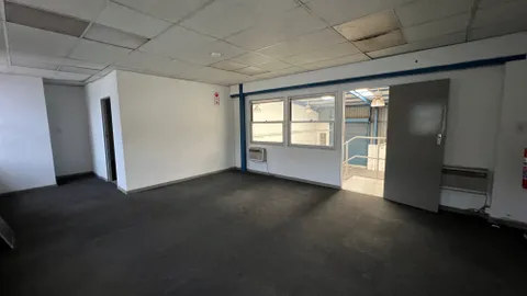 15-21 Olympia Ave, Eastborough Business Park - Unit 21 (18)